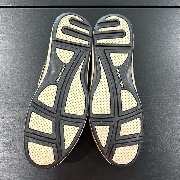 Rockport Brown Leather Boat Shoe - 10 Wide - Picture 10 of 13